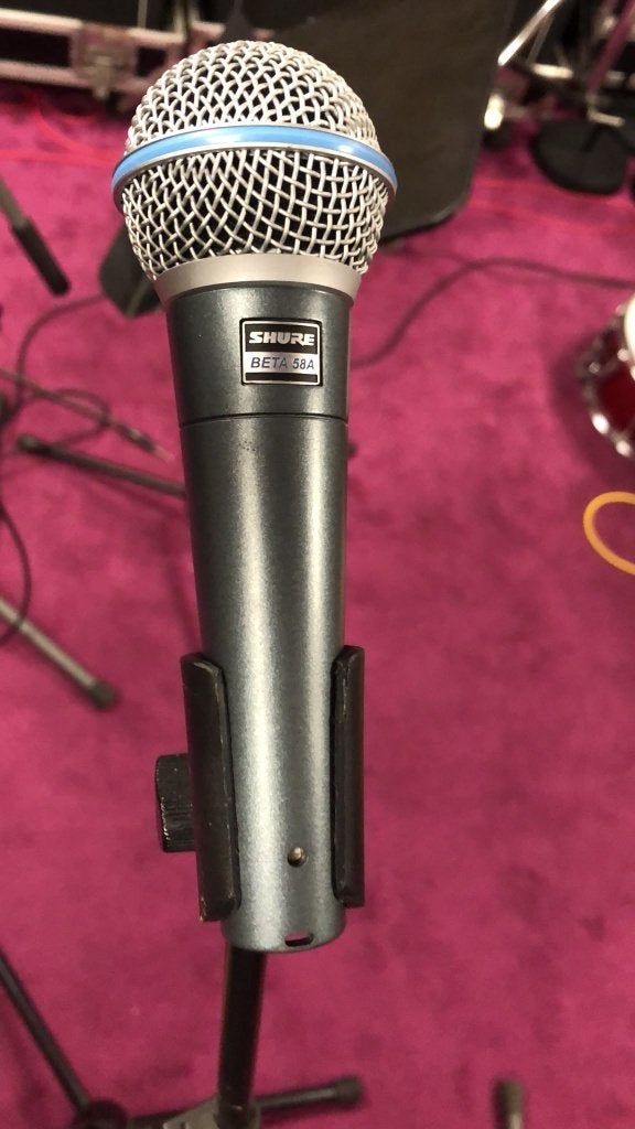 Shure Beta 58 A+ König & Meyer Telescopische statief+ XLR, Ophalen, Zangmicrofoon