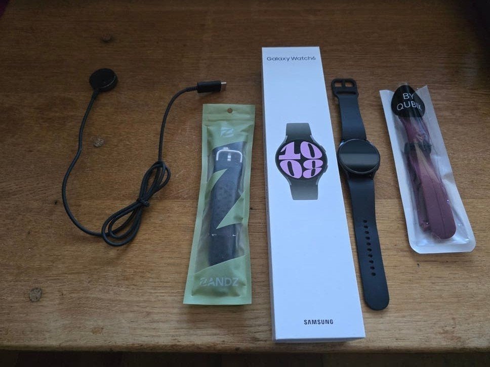 Samsung Galaxy Watch 6 - LTE - 40mm, Sieraden, Tassen en Uiterlijk, Smartwatches, Zwart, Ophalen of Verzenden, Zo goed als nieuw