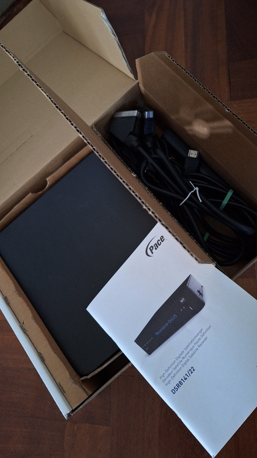 M7 Satellietontvanger DSR8141 HD Recorder Canal Digitaal, Ophalen of Verzenden, Zo goed als nieuw, Harddiskrecorder