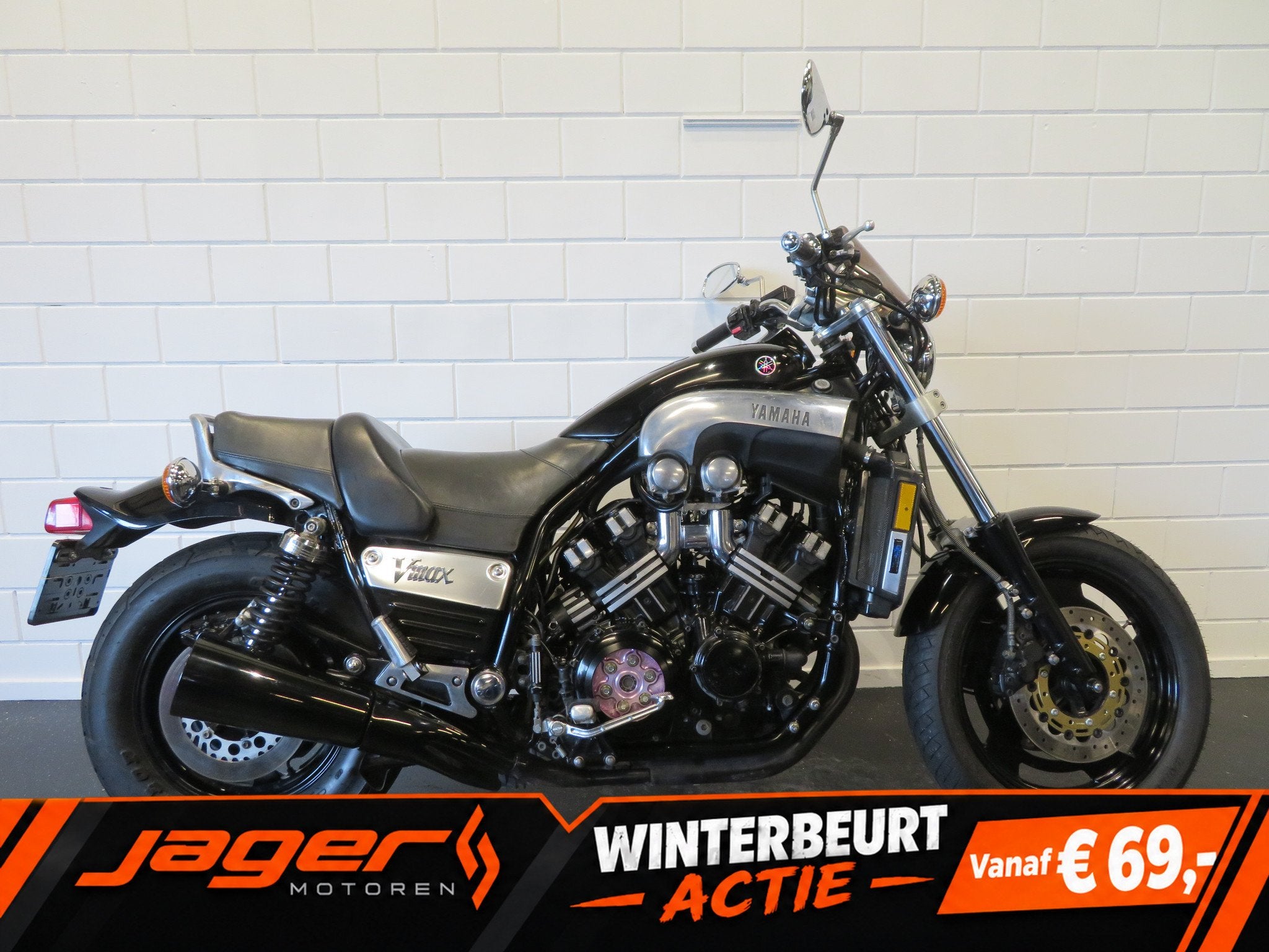 Yamaha V-MAX VMAX 1200 BLACK-MAX (bj 1998), Motoren, Chopper, Gebruikt, Bedrijf