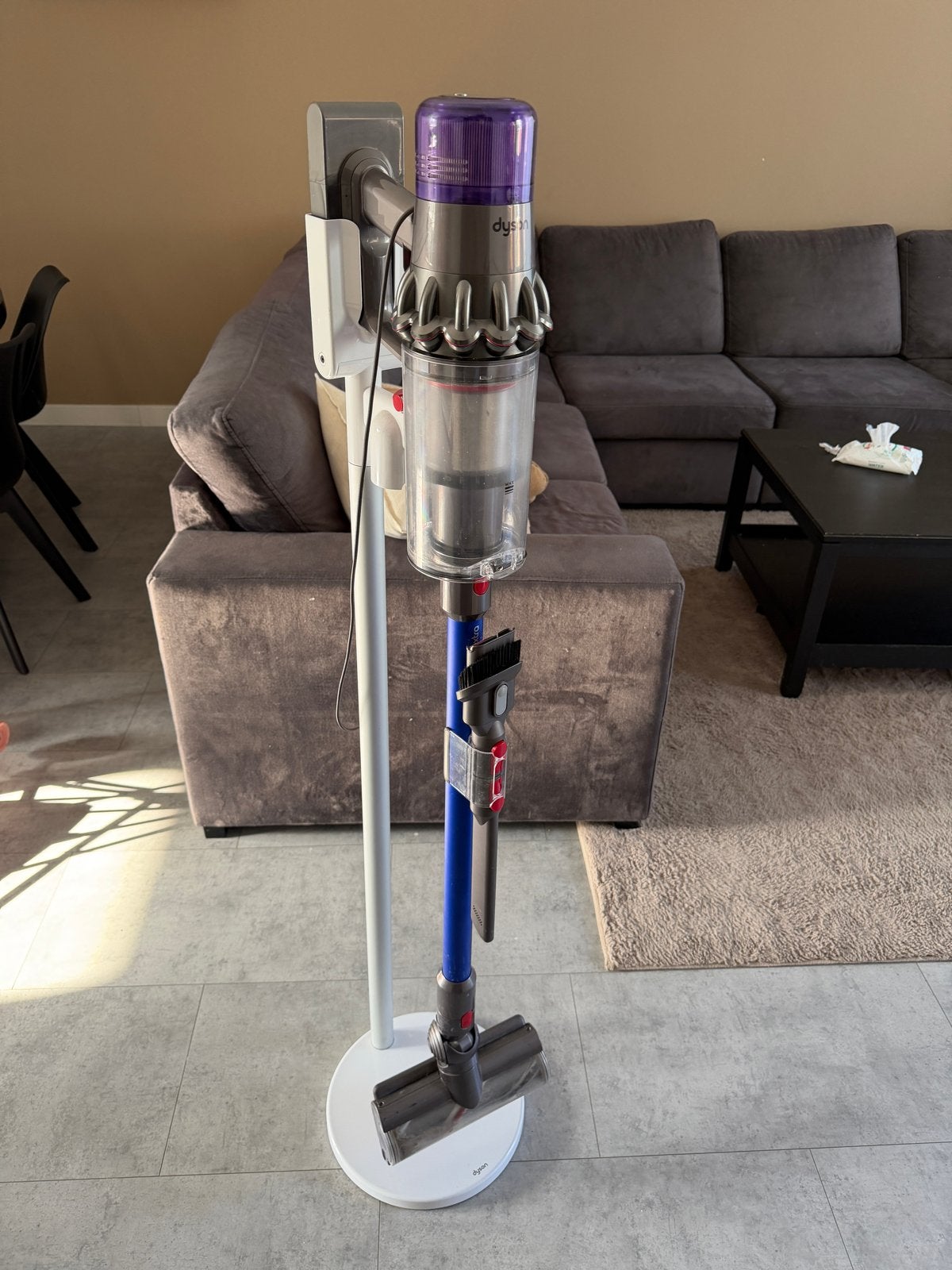 Dyson V11 Draadloze Steelstofzuiger - Krachtig en Compleet, Ophalen, Gebruikt, Draadloos, Dyson