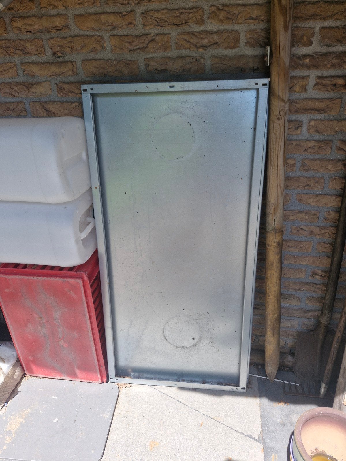 Garage lekbak, Ophalen