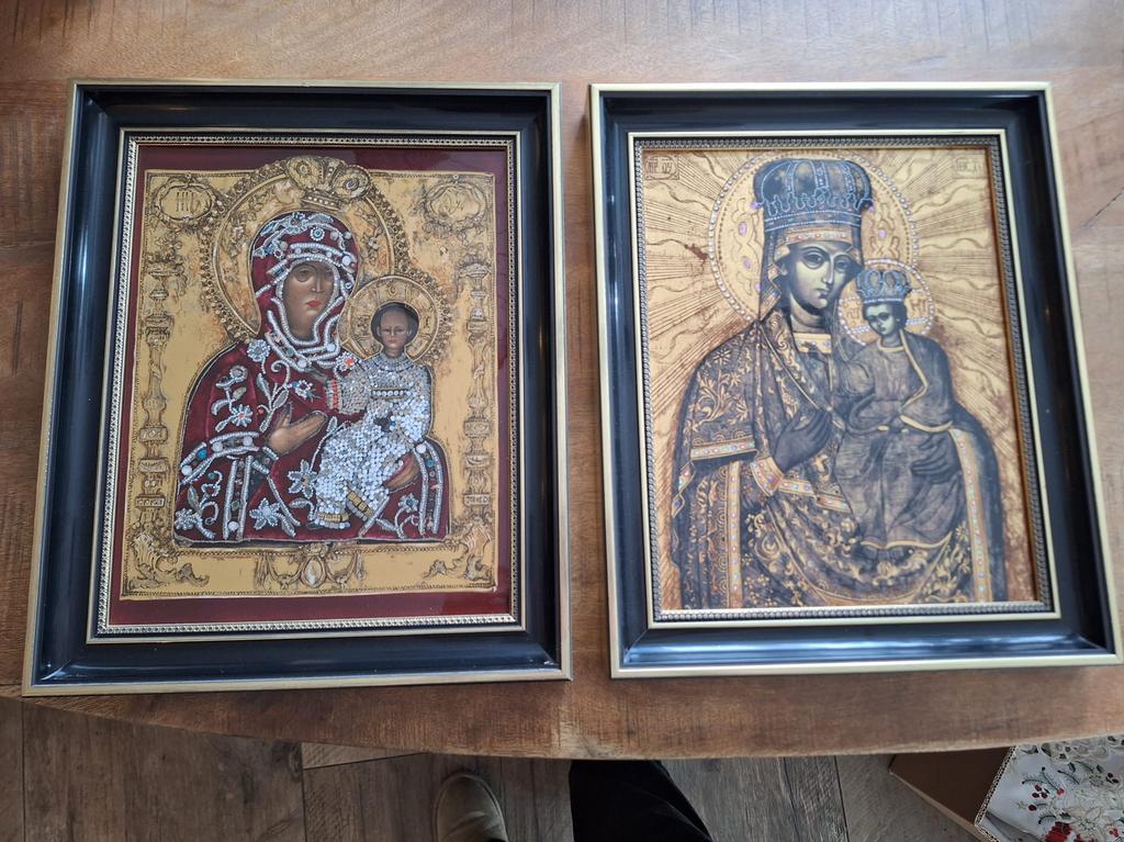 2 iconen, Ophalen