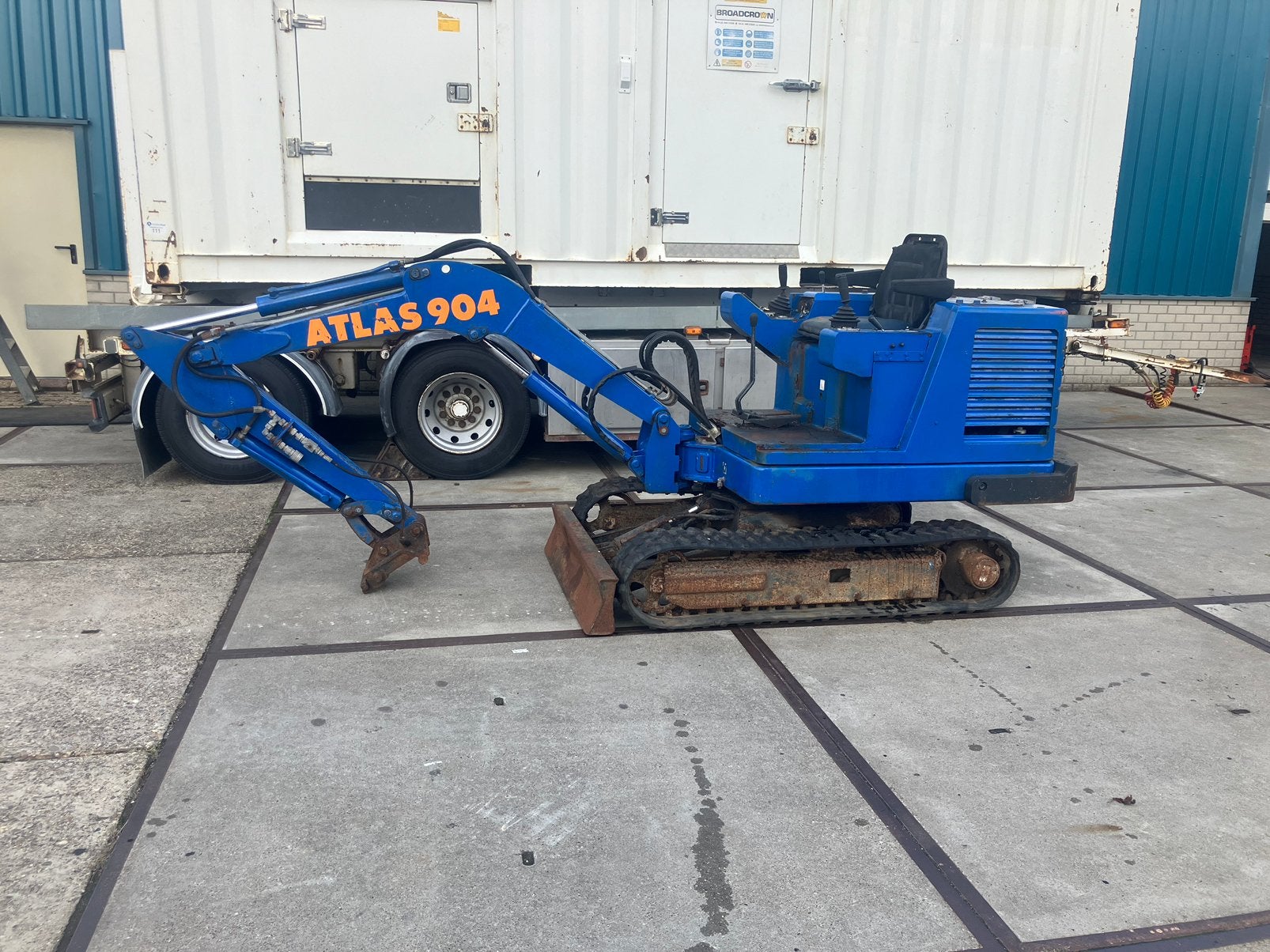 Minigraver O&k 2 tonner, Ophalen, Gebruikt
