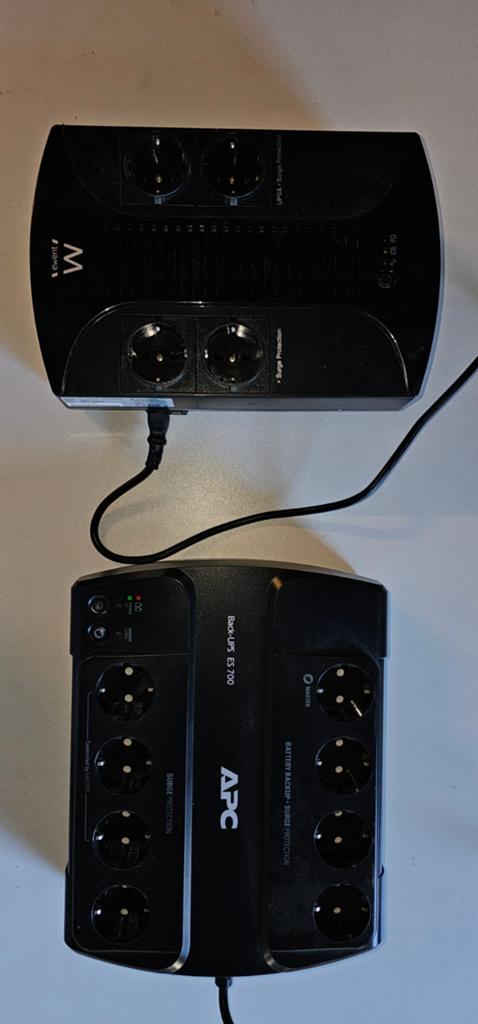 Back- ups ES 700 apc en EW 3940, Ophalen