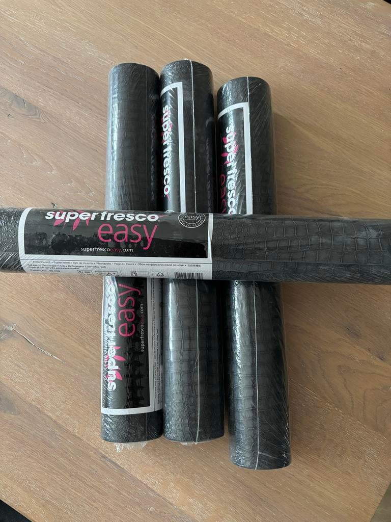Superfresco Easy Krokodil Zwart vliesehang - 4 Rollen, Ophalen of Verzenden, 10 tot 25 m², Zwart