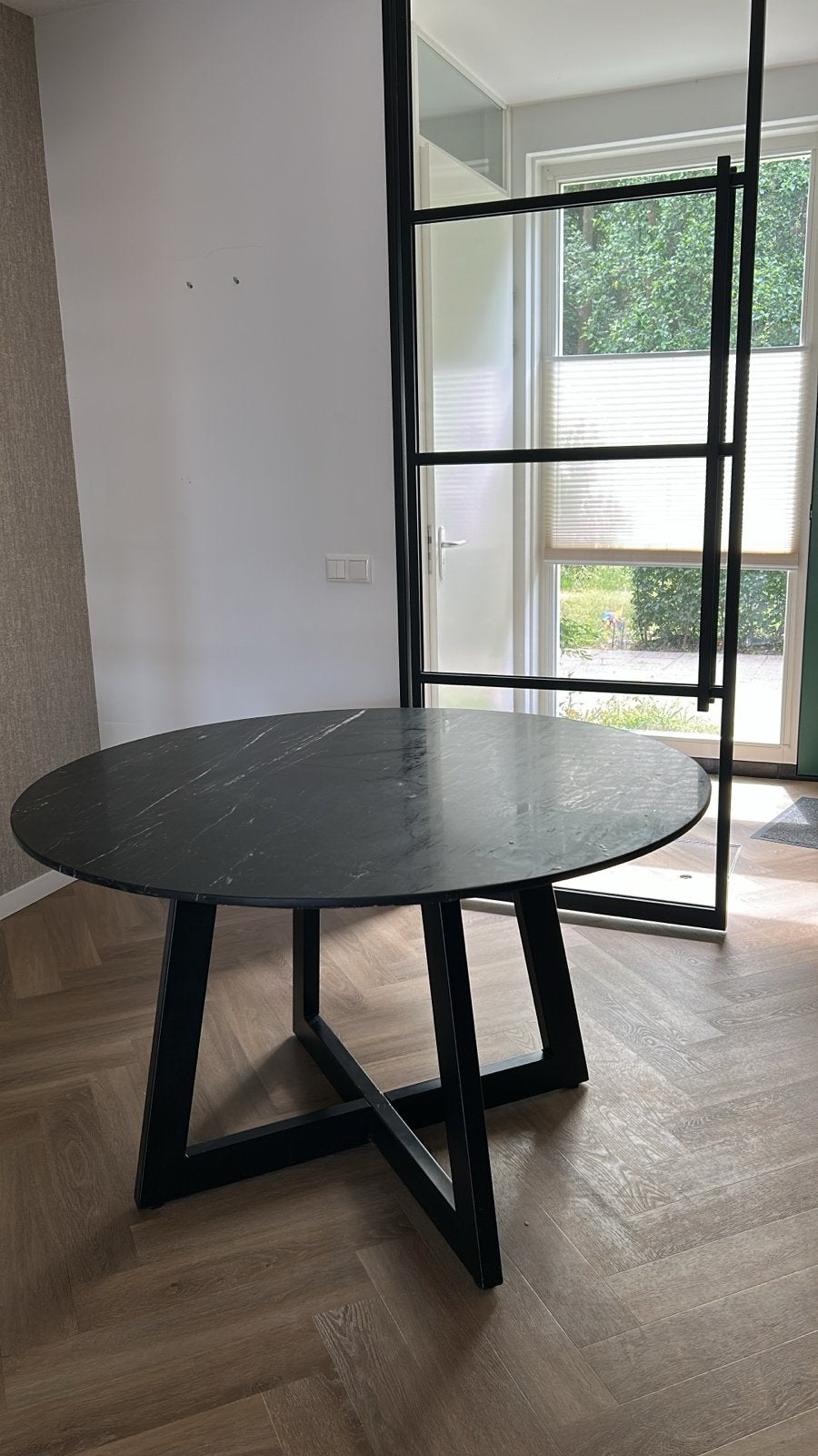 Zwarte ronde eettafel marmerlook kunststof 130 cm, Ophalen, Kunststof, 100 tot 150 cm, Rond