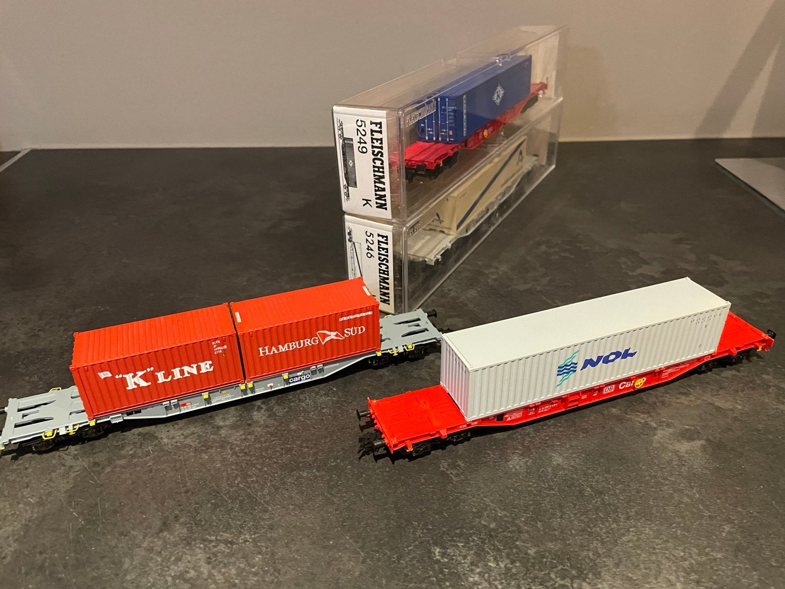 4 H0 Containertransportwagons: Fleischmann & Roco SBB Cargo, Hobby en Vrije tijd, Gebruikt, Gelijkstroom, Fleischmann, Wagon