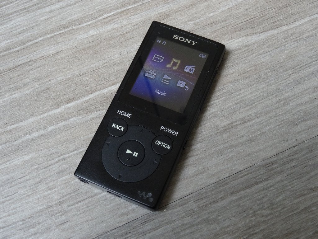 Sony Walkman Digital Music Player NW-E393, Ophalen, Gebruikt, Met radio, Sony