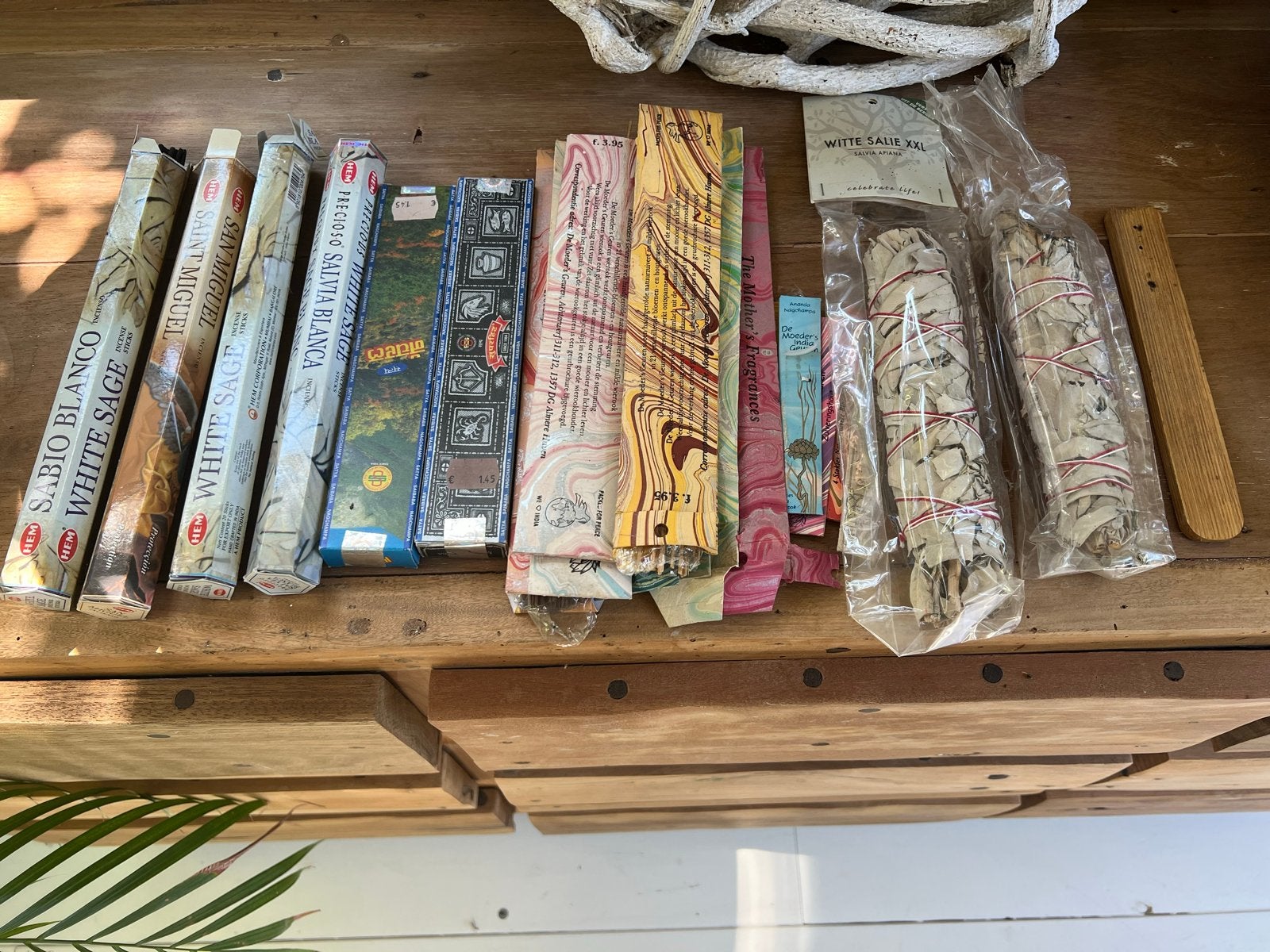 Wierook Collectie: incl. Witte Salie & Houten Houder, Ophalen of Verzenden, Gebruikt