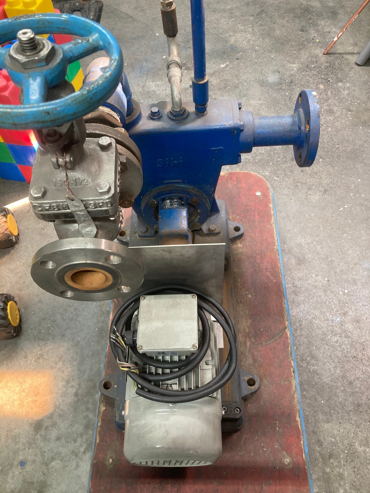 Water pomp met nieuwe kracht motor, Ophalen, Gebruikt