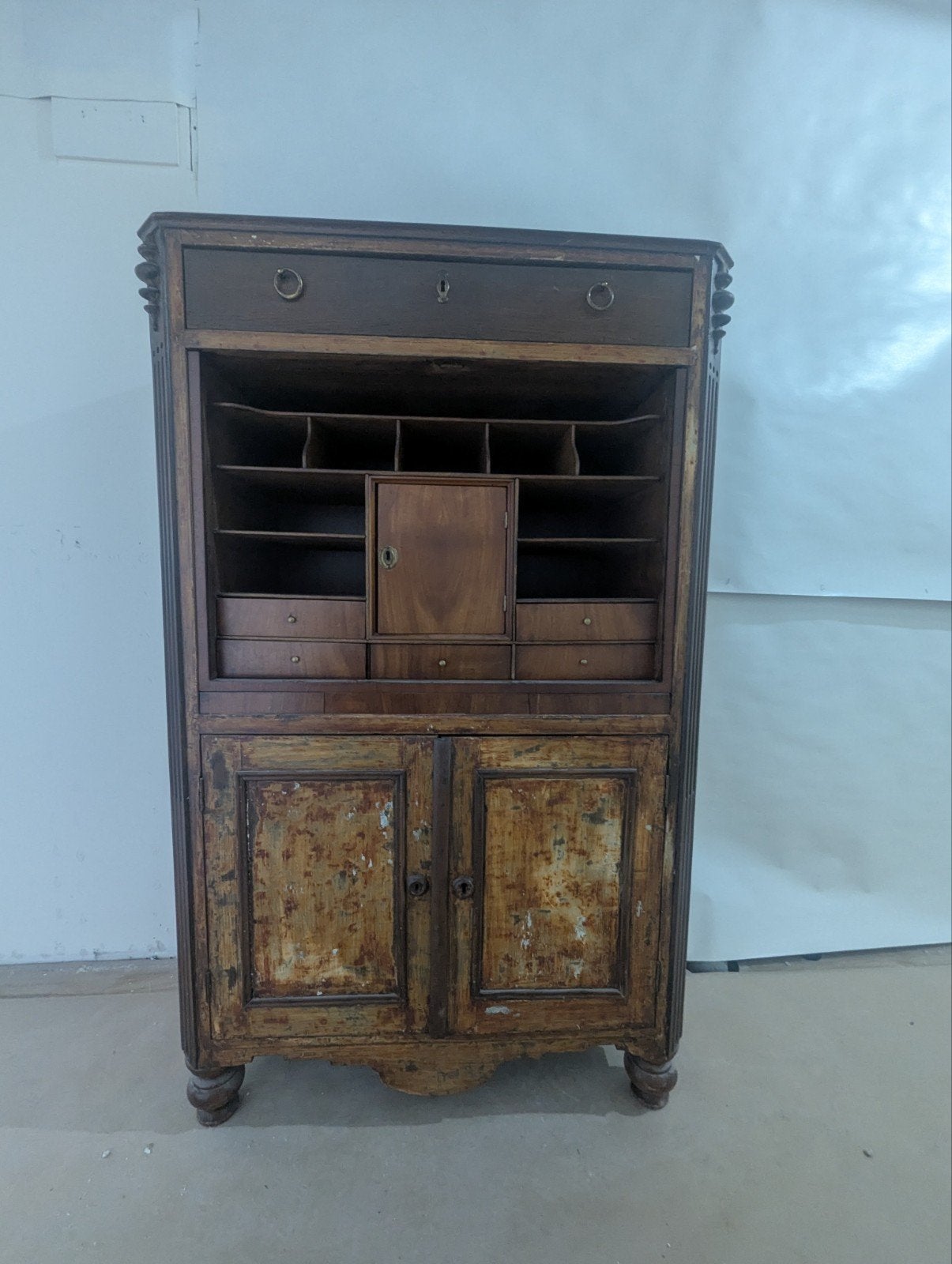Antiek houten kast, Ophalen of Verzenden