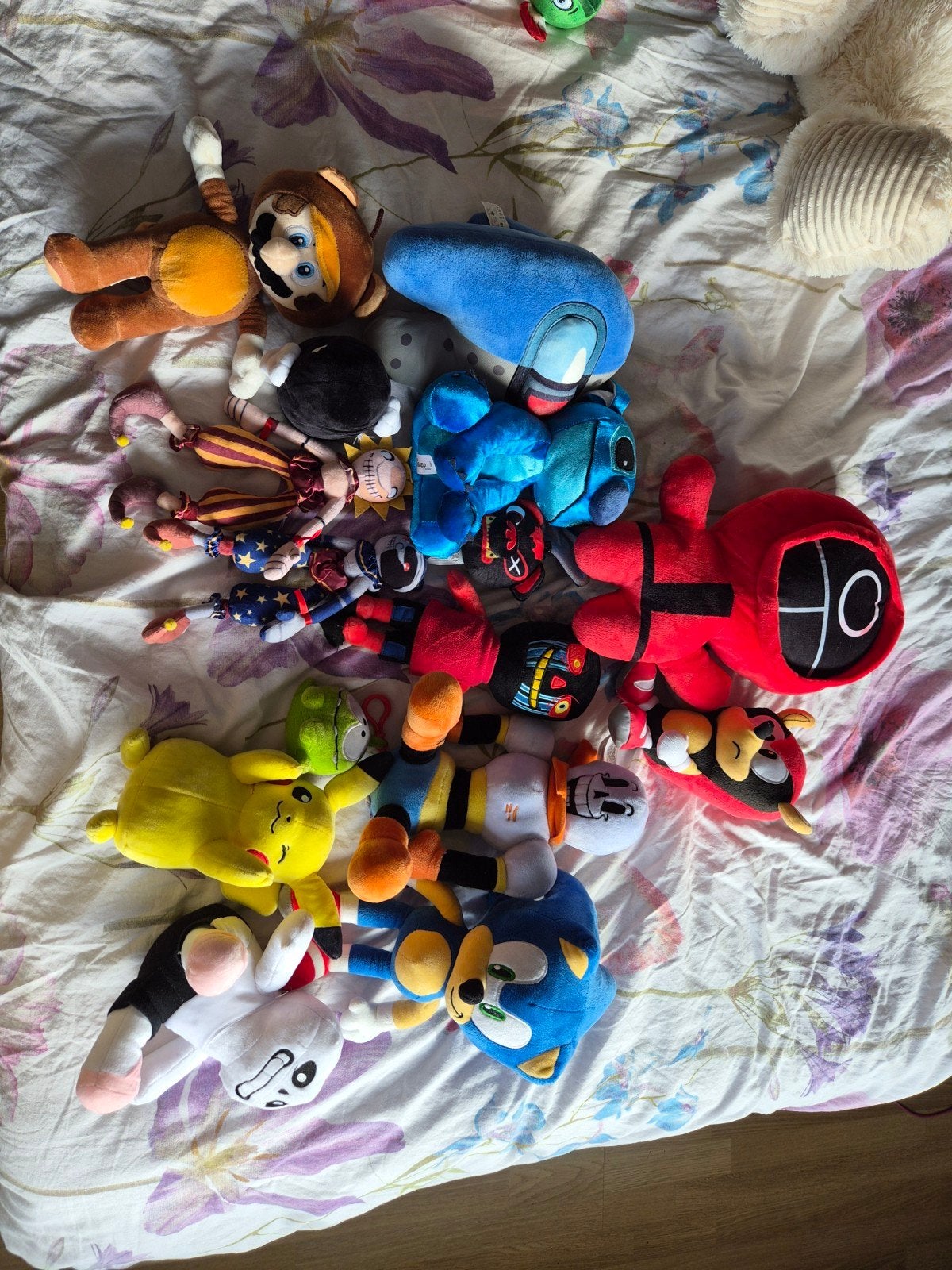 Diverse Knuffels: Mario, Pikachu, Sonic, Among Us en meer!, Ophalen, Gebruikt, Overige typen, Middelgroot (20 tot 80 cm)