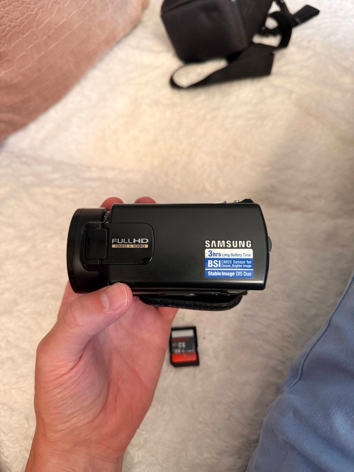 Videocamera samsung met opberg tasje, Audio, Tv en Foto, Videocamera's Digitaal, 20x of meer, Ophalen of Verzenden, Zo goed als nieuw