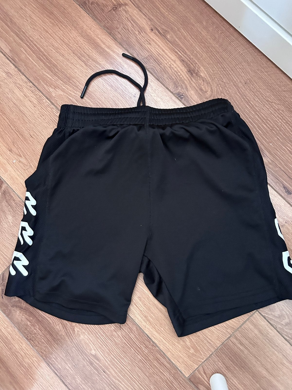 Robey maat 152 voetbal broekje korte broek fc volendam, Kinderen en Baby's, Ophalen of Verzenden, Zo goed als nieuw, Jongen of Meisje