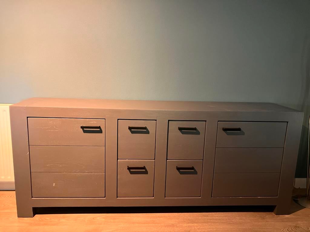 Henders & Hazel dressoir - Grijs geschilderd, Huis en Inrichting, Kasten | Dressoirs, Ophalen, Gebruikt, Met deur(en), 200 cm of meer
