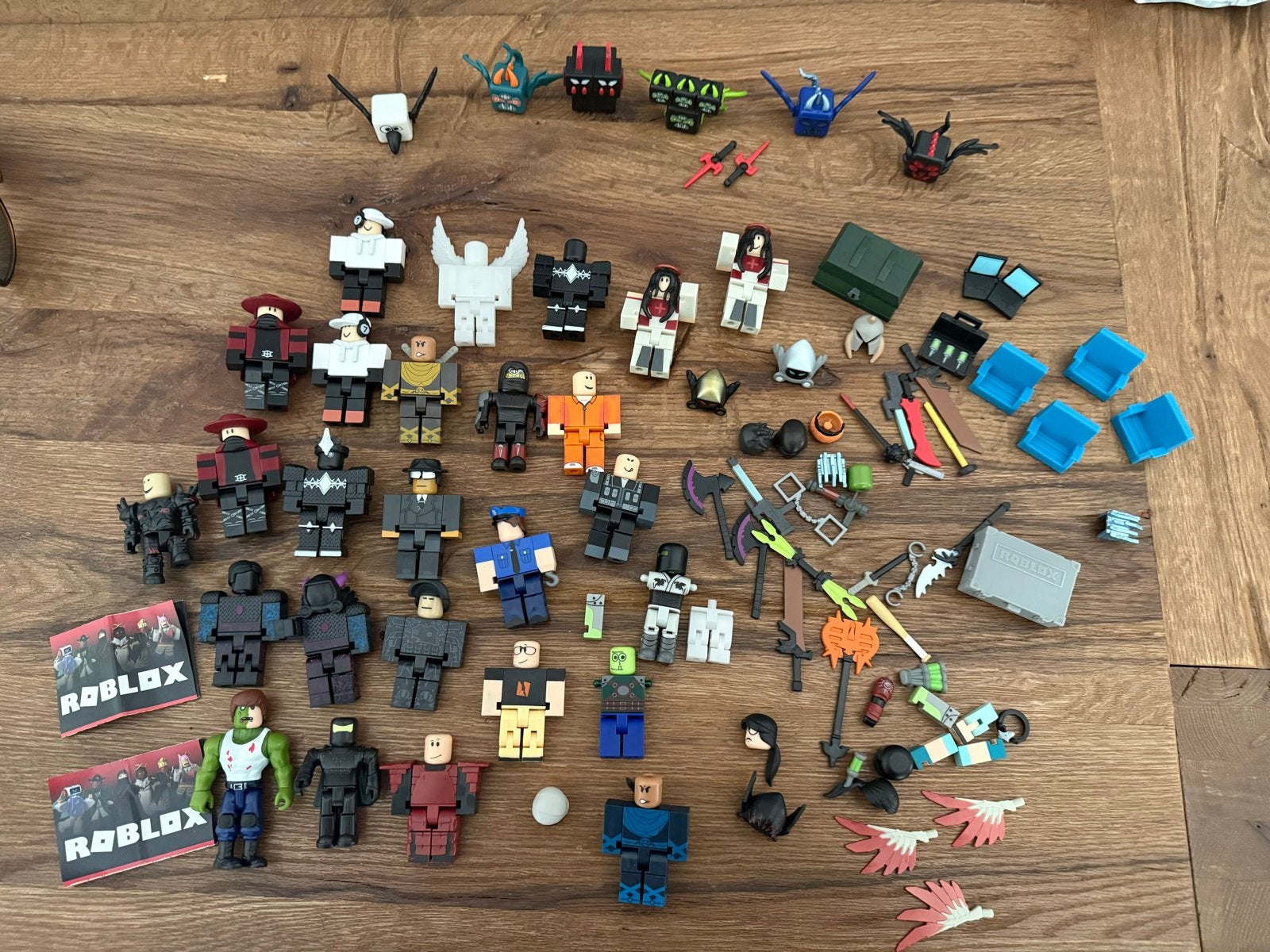 Grote collectie Roblox figuren en accessoires, Ophalen of Verzenden, Gebruikt