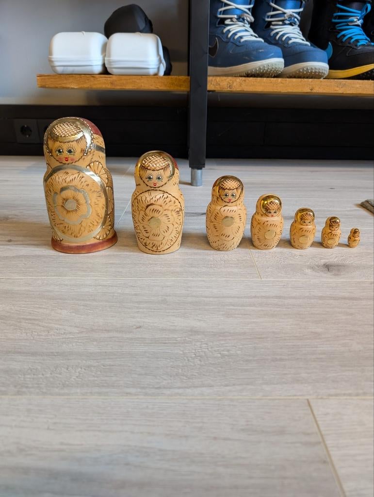 Matroesjka nestelpop 7-delig - Zo goed als nieuw, Ophalen of Verzenden, Zo goed als nieuw