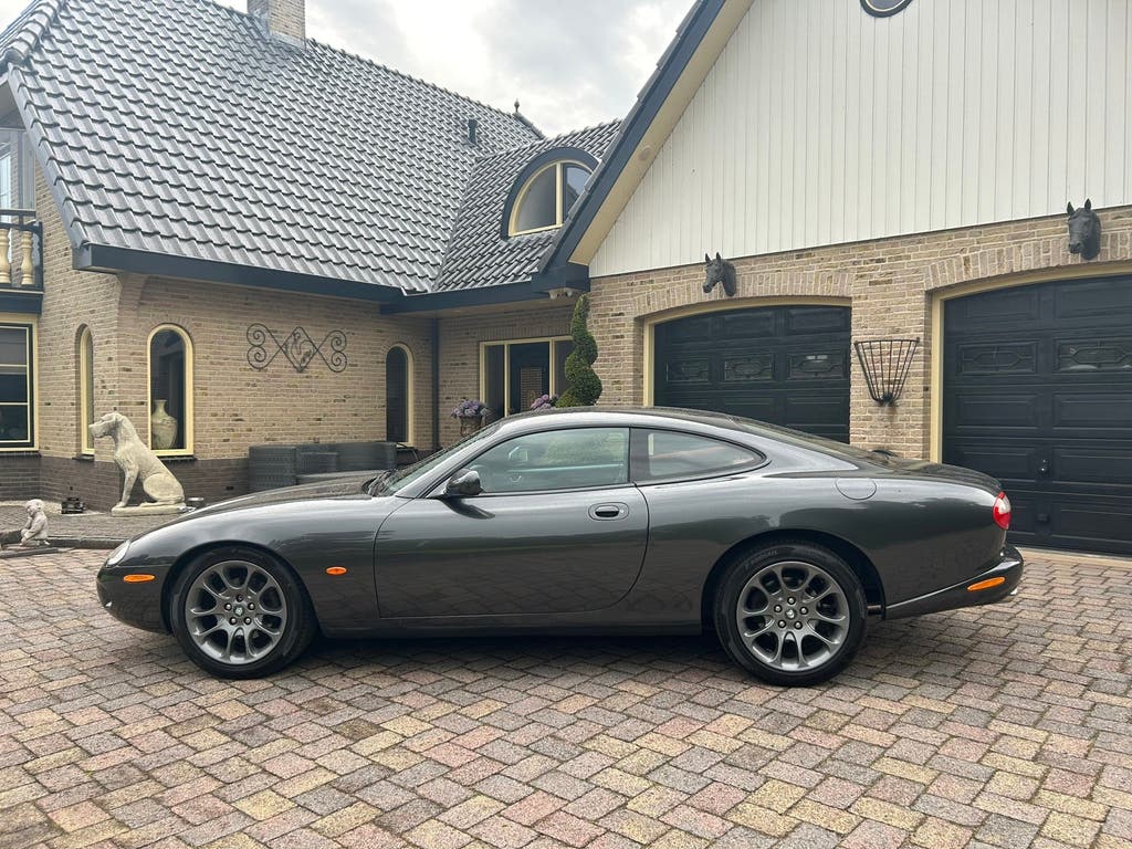 Jaguar XK8 4.0 V8 Coupé, foto 8