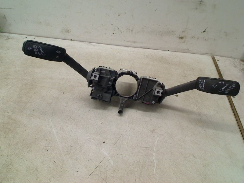 Combischakelaar Stuur Polo 2G Volkswagen Taigo 2Q0953521BC, Gebruikt, Volkswagen, Volkswagen AG, Kundenbetreuung@volkswagen.de
