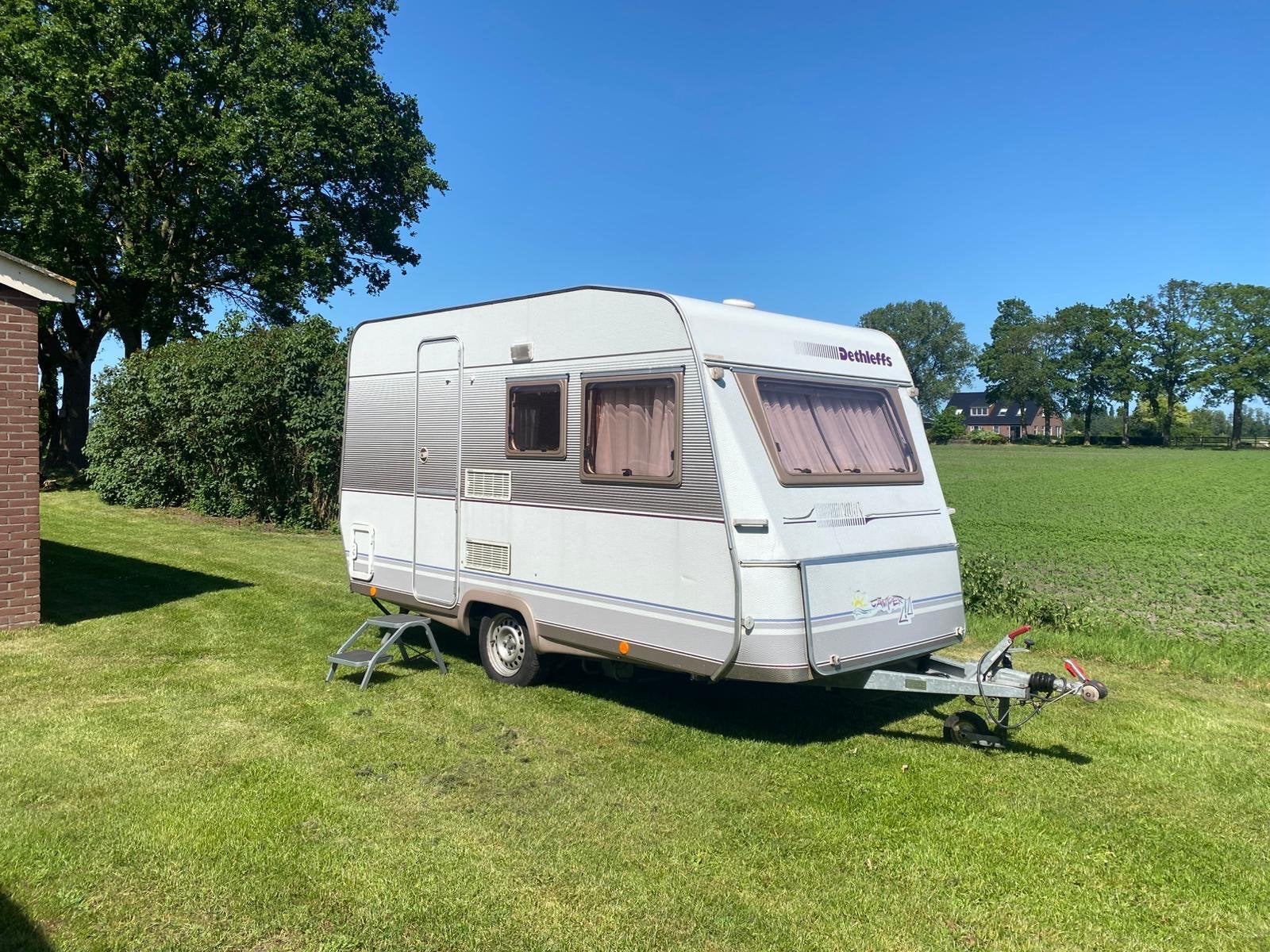 Dethleffs Camper caravan incl. zgan voortent + luifel, Caravans en Kamperen, Caravans, Rondzit, Omvormbare zithoek, 750 - 1000 kg