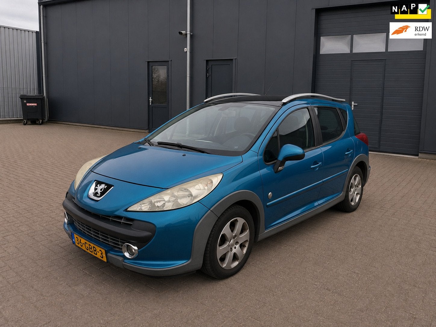 Peugeot 207 SW Outdoor 1.6 VTi XS TEKST LEZEN MOTORSTORING, Gebruikt, 4 cilinders, Blauw, 1110 kg