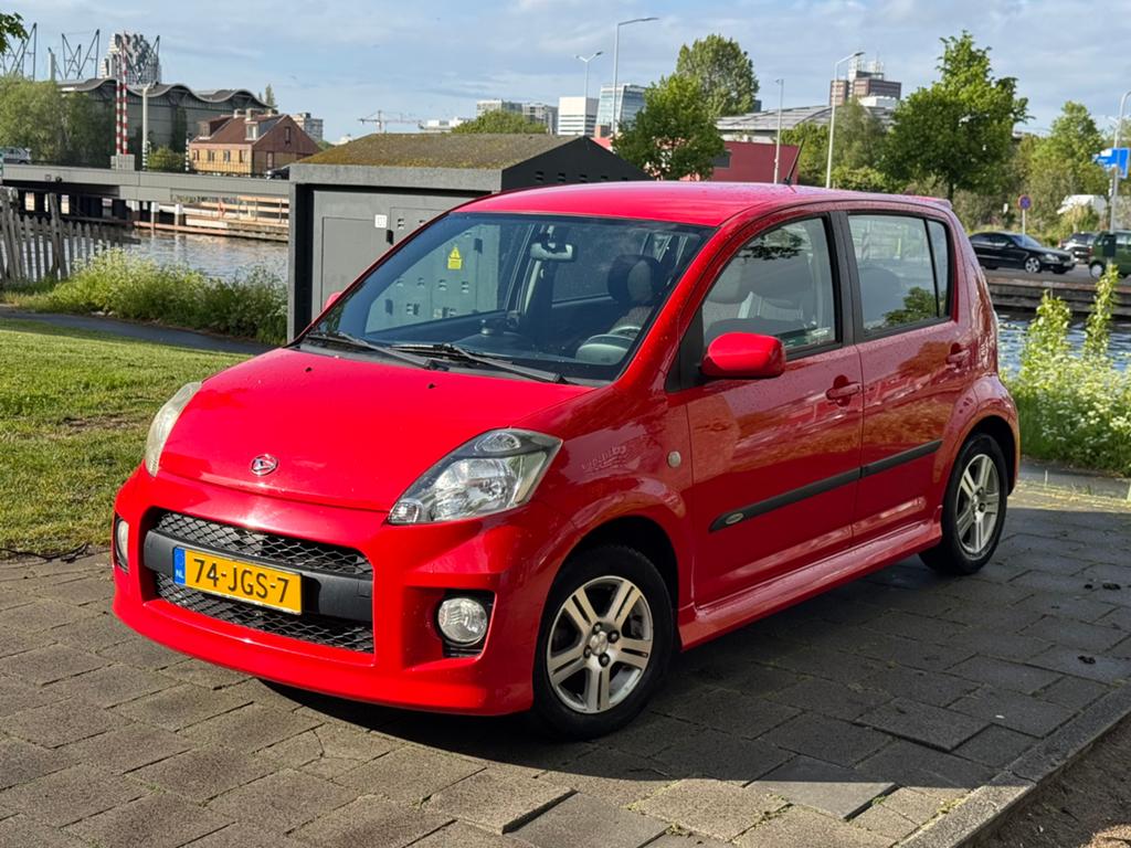 Daihatsu Sirion 1.3 AUT 2009 Airco/ElekRamen/LichtMetalVelge, Auto's, Daihatsu, Stof, 4 cilinders, Bedrijf, 1298 cc