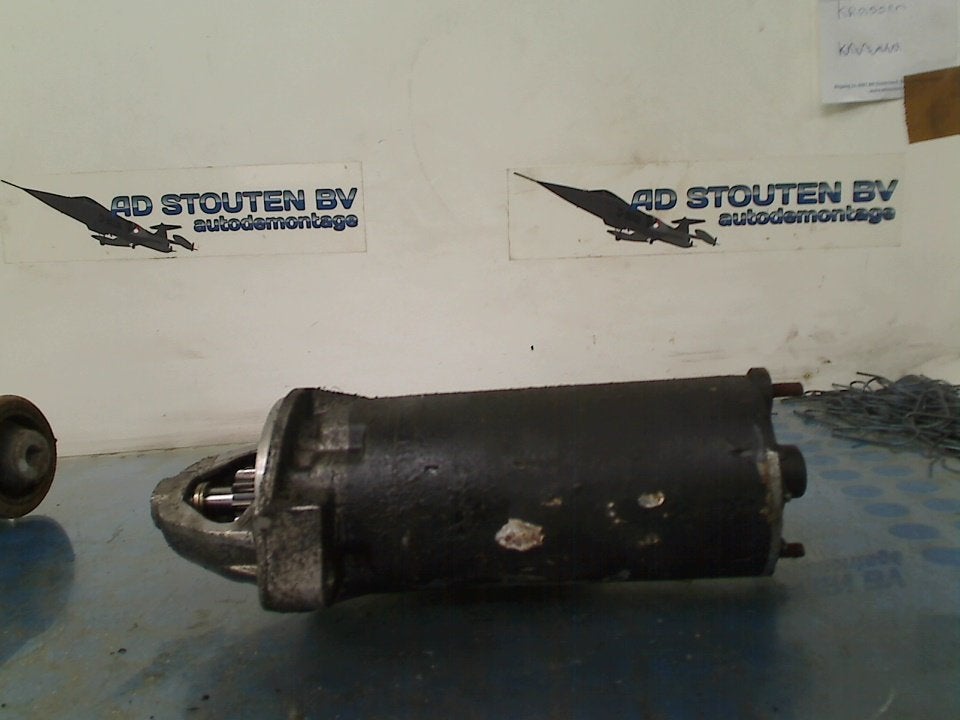 Startmotor Mercedes-Benz E (W124) 1986 0001110016, Gebruikt, Mercedes-Benz AG, Mercedes-Benz, Mercedesstraße 120, Stuttgart 70372, , Duitsland