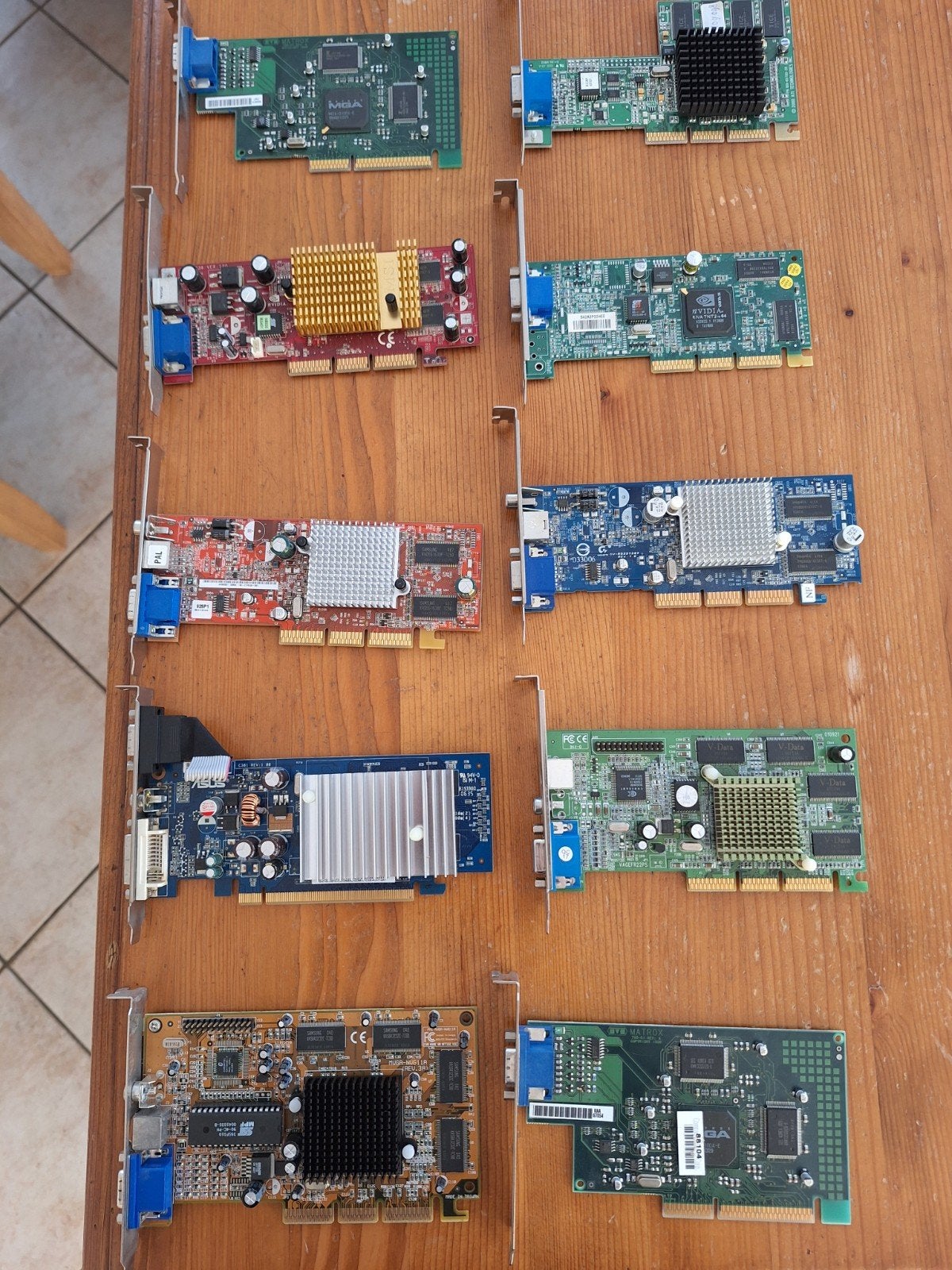 Diverse passief gekoelde oude videokaarten (AGP/PCI) -  voor, Computers en Software, Gebruikt, Overige soorten, VGA, Ophalen of Verzenden