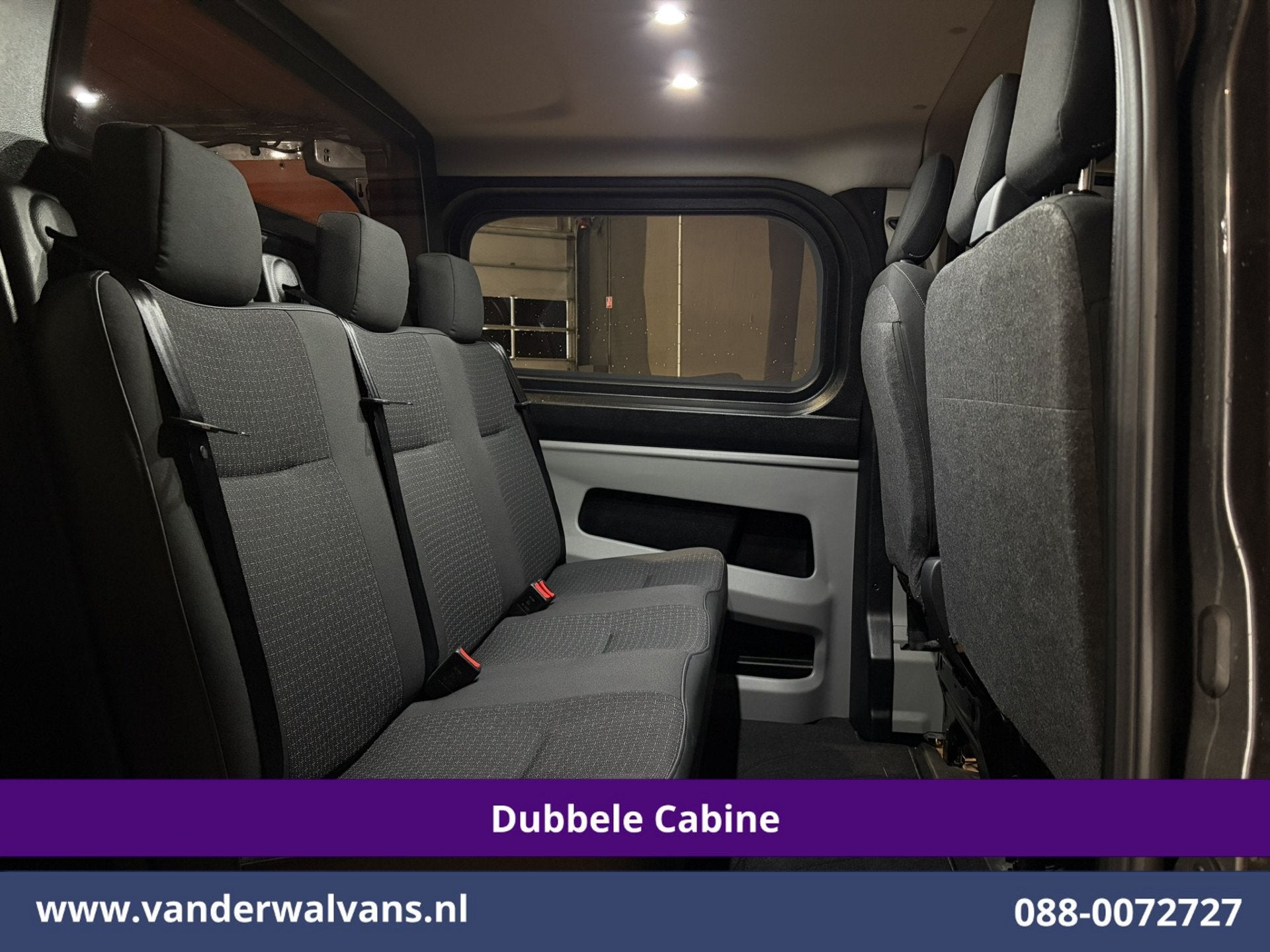 Ford Transit Custom 2.0 TDCI 136pk L2H1 Dubbele Cabine Euro6, Auto's, Voorwielaandrijving, 4 cilinders, Verwarmde buitenspiegels