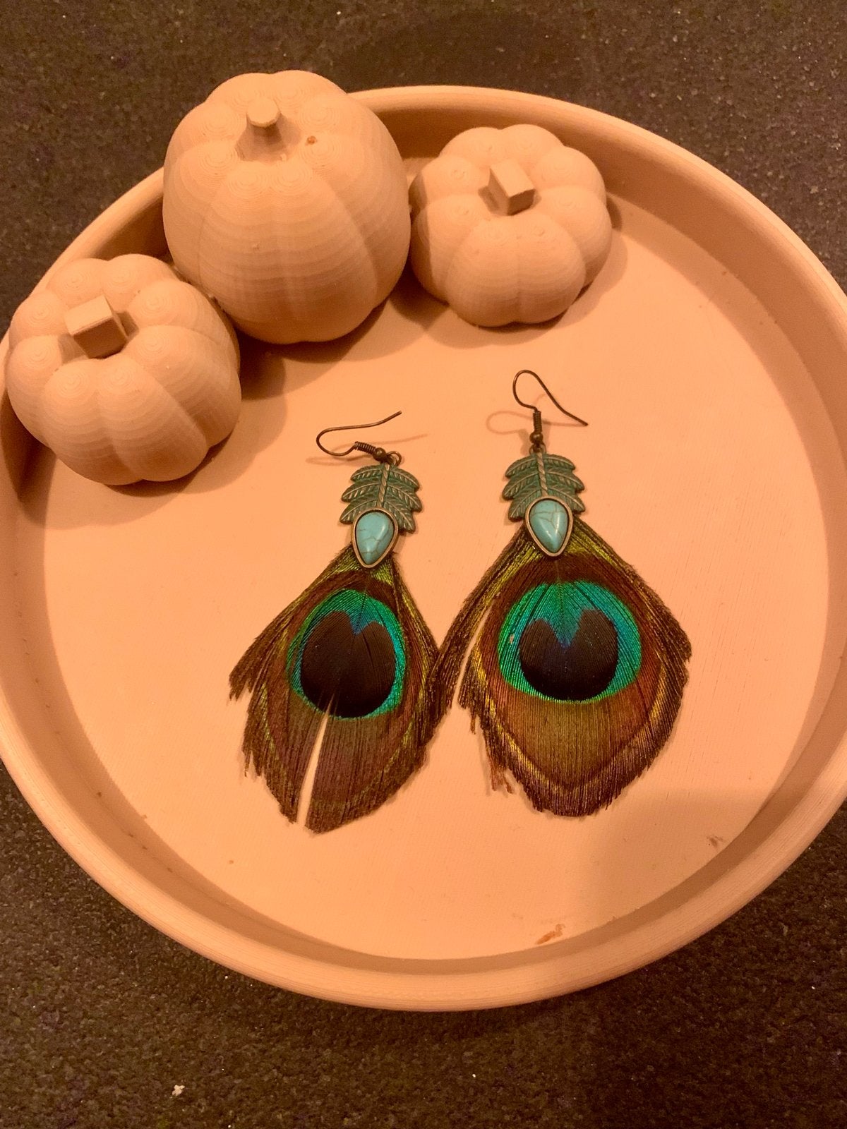 Oorbellen met Pauwenveren en Turkoois, Overige materialen, Hangers, Ophalen of Verzenden, Zo goed als nieuw