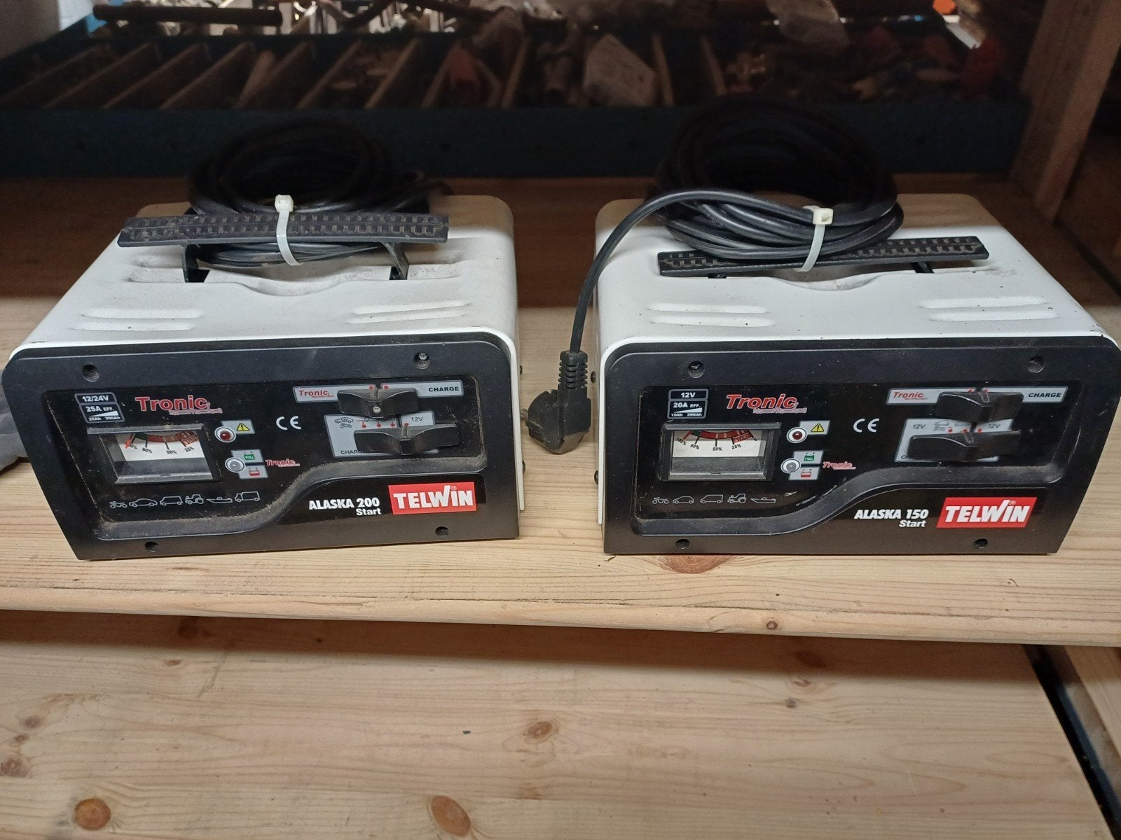 Tronic Alaska 150/200 Start acculader, Gebruikt