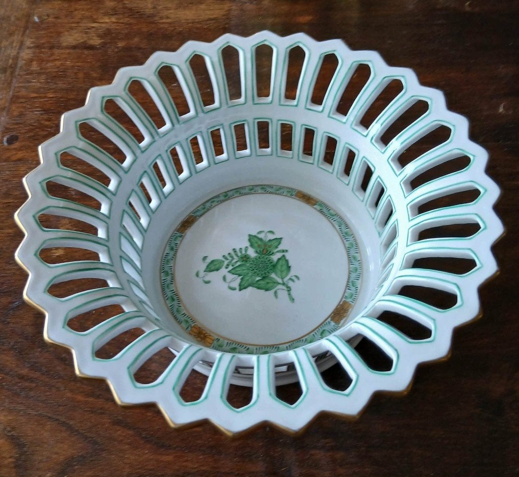 Puntgave Herend schaal. Apponyi Vert; NIEUWSTAAT!!, Ophalen of Verzenden