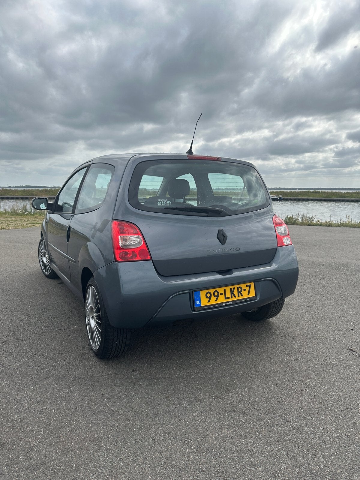Renault Twingo 1.2 16V - 2010 - VEEL OPTIES, 839 kg, Zwart, 4 cilinders, Origineel Nederlands