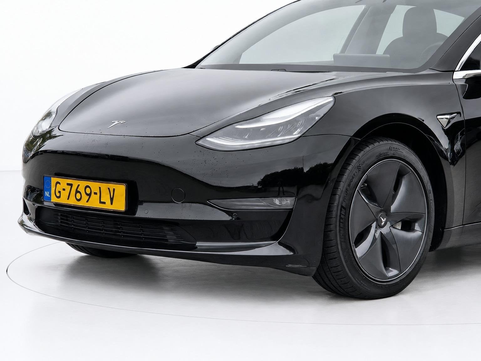 Tesla Model 3 Long Range AWD 75 kWh SOH 87,4%, Automaat, Stof, Zwart, Origineel Nederlands