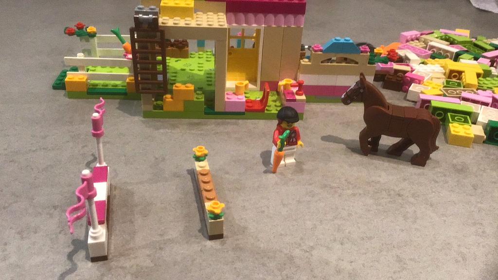 Lego Paardenstal met paard en ruiter 10674, Ophalen of Verzenden, Gebruikt, Complete set, Lego