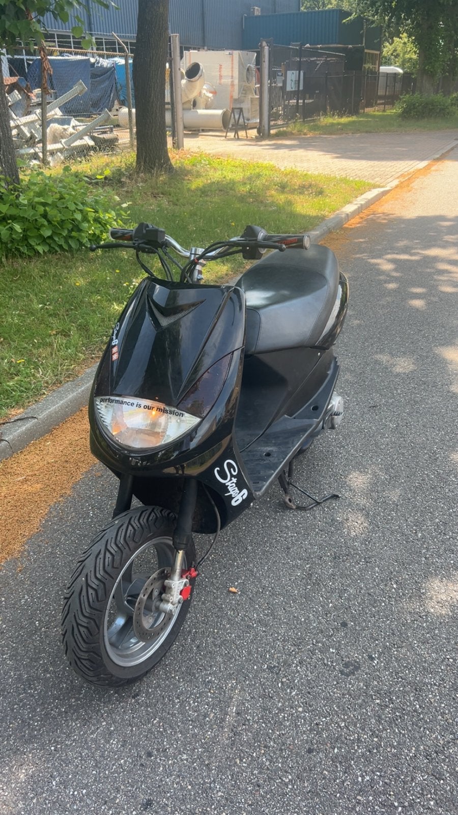 Viva City 70cc Scooter - Krachtig en Sportief, Fietsen en Brommers, Scooters | Overige merken, Gebruikt, Maximaal 45 km/u, Tweetakt