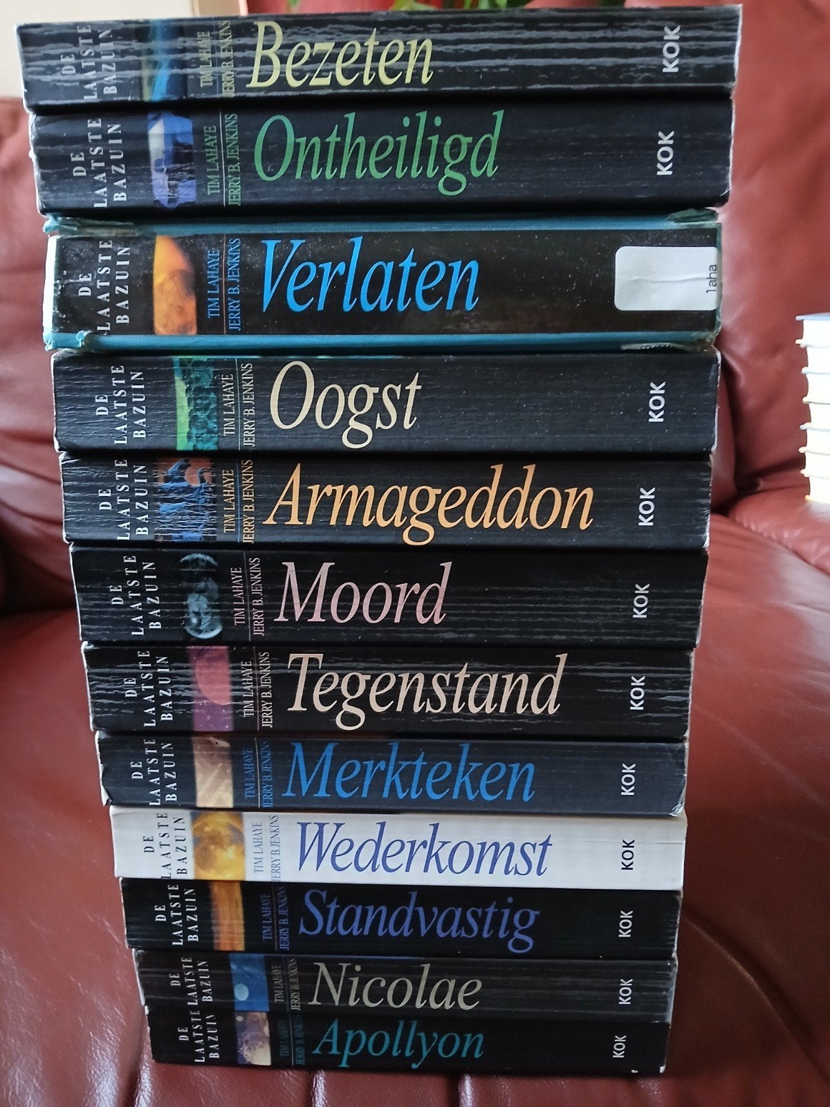 Serie van de laatste bazuin - Tim Lahaye en Jerry B. Jenkins, Ophalen of Verzenden, Gelezen, Tim Lahaye en Jerry B. Jenkins