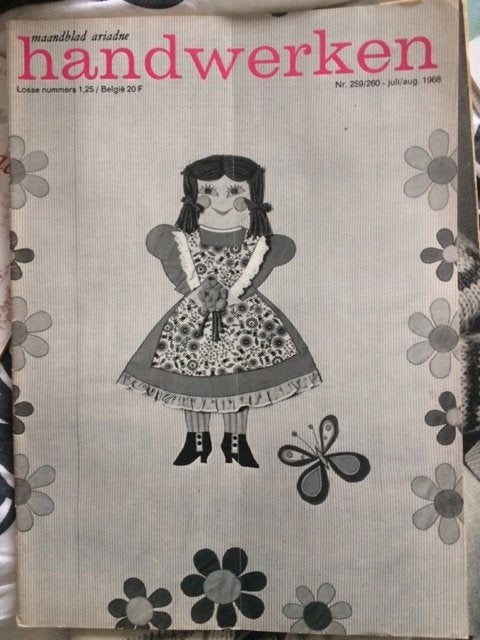 ariadne handwerken nr 259/260 juli/aug 1968, Ophalen of Verzenden, Gelezen, Damesbladen