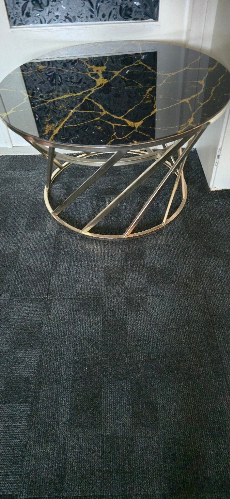 Tafel, Ophalen of Verzenden