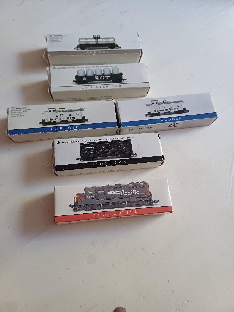 Life-Like N Scale Southern Pacific-set met originele doosjes, Overige merken, Treinset, Gelijkstroom of Wisselstroom, Ophalen of Verzenden