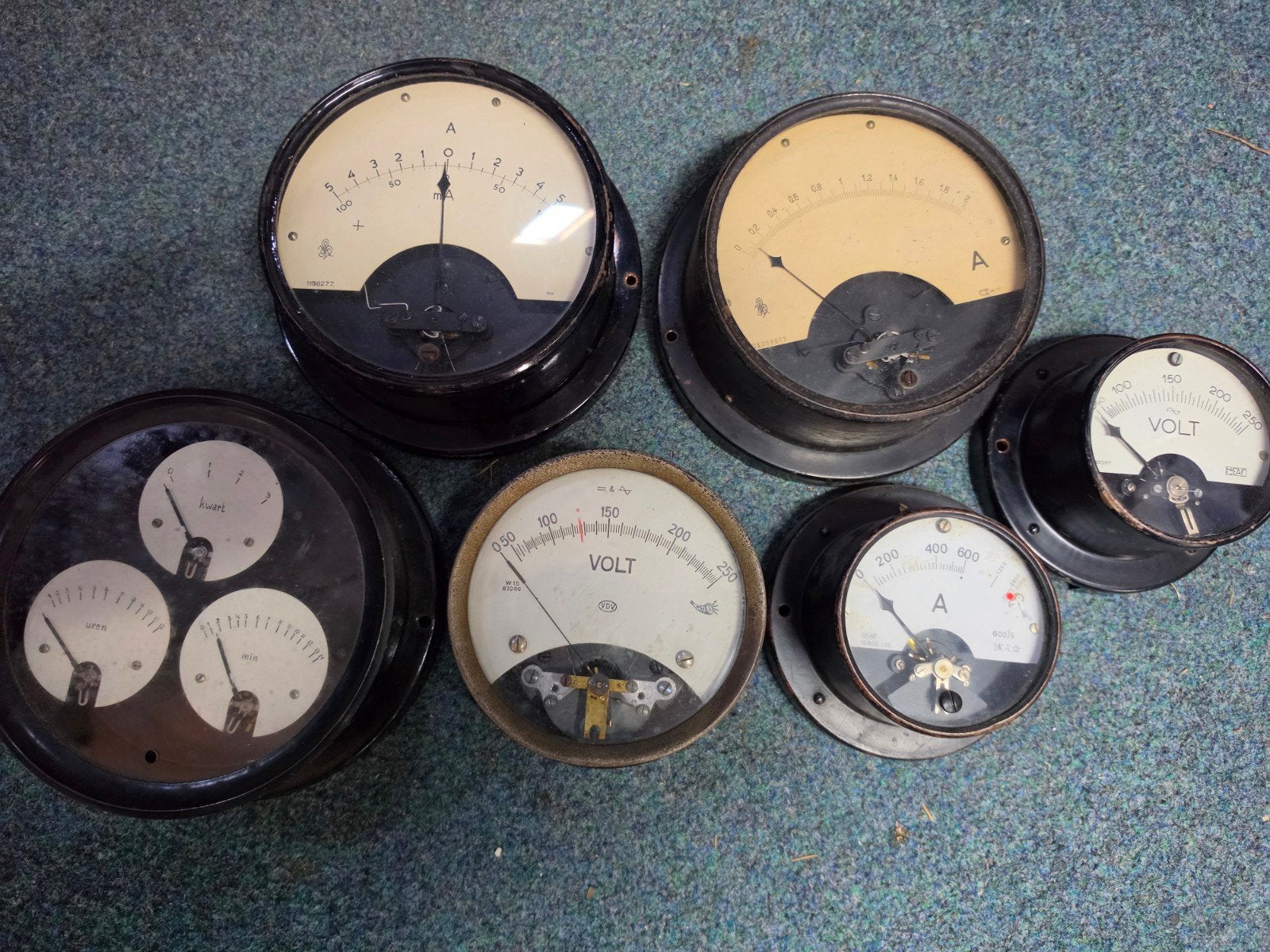 6 grote antieke ampère/voltmeter, Ophalen