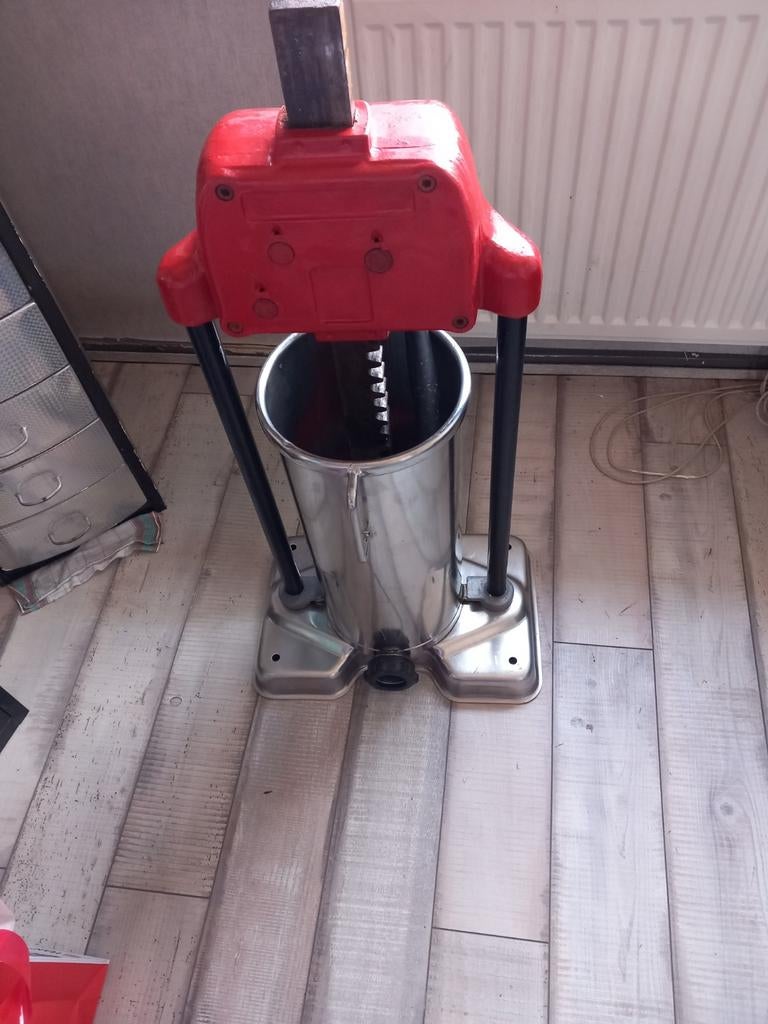 12 liter slagers stopbus F Dick, Ophalen