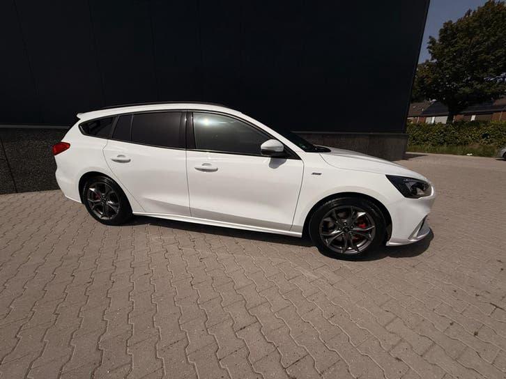Ford Focus 1.5 Ecoboost 150pk Aut 2021 Wit B&O geluid, Auto's, 15 km/l, Origineel Nederlands, Stationwagon, Particulier