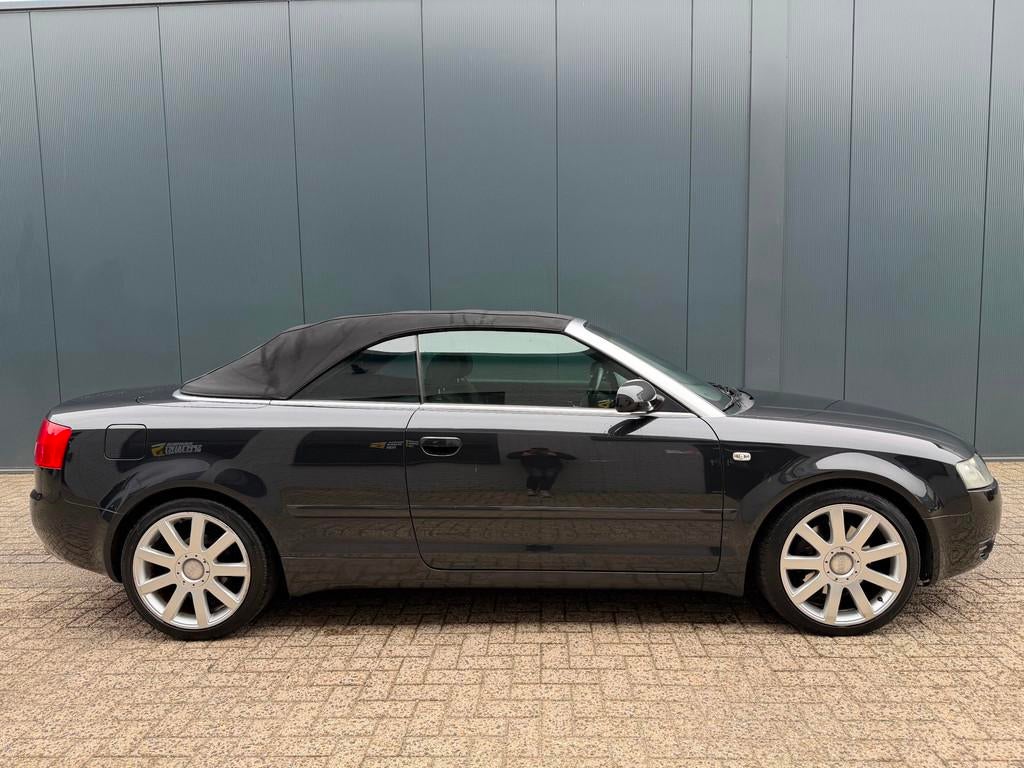 Audi A4 Cabriolet 2.4 V6 Exclusive Automaat Airco APK Inruil, Auto's, Audi, Gebruikt, Cabriolet, 4 stoelen, A4