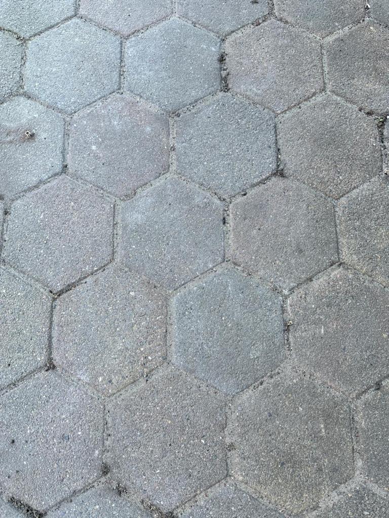 Gebruikte zeshoekige betontegels voor terras of pad, Tuin en Terras, Ophalen, Gebruikt, 10 m² of meer, Beton