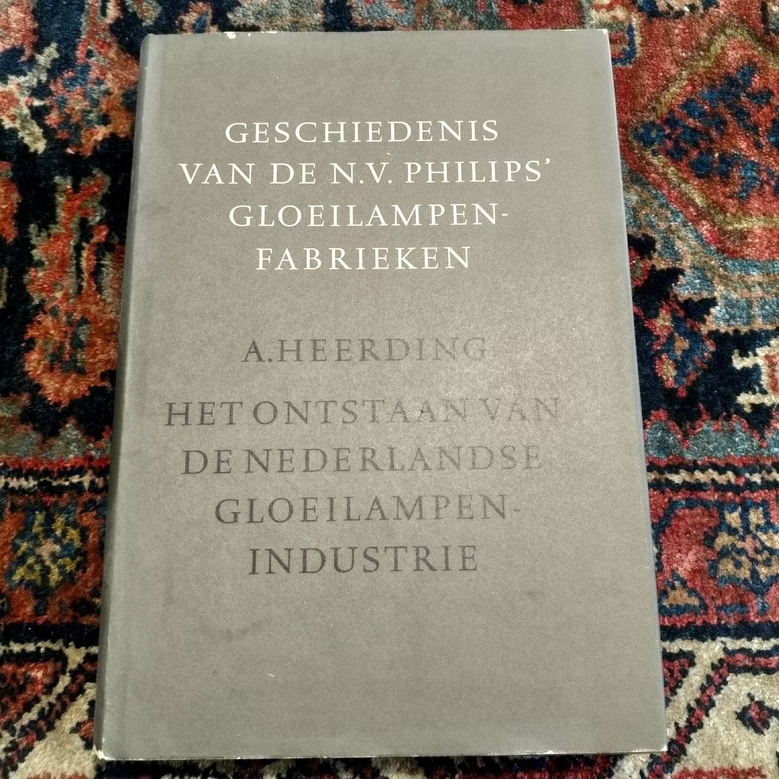 Geschiedenis N.V. Philips' Gloeilampenfabrieken A. Heerding, Ophalen of Verzenden