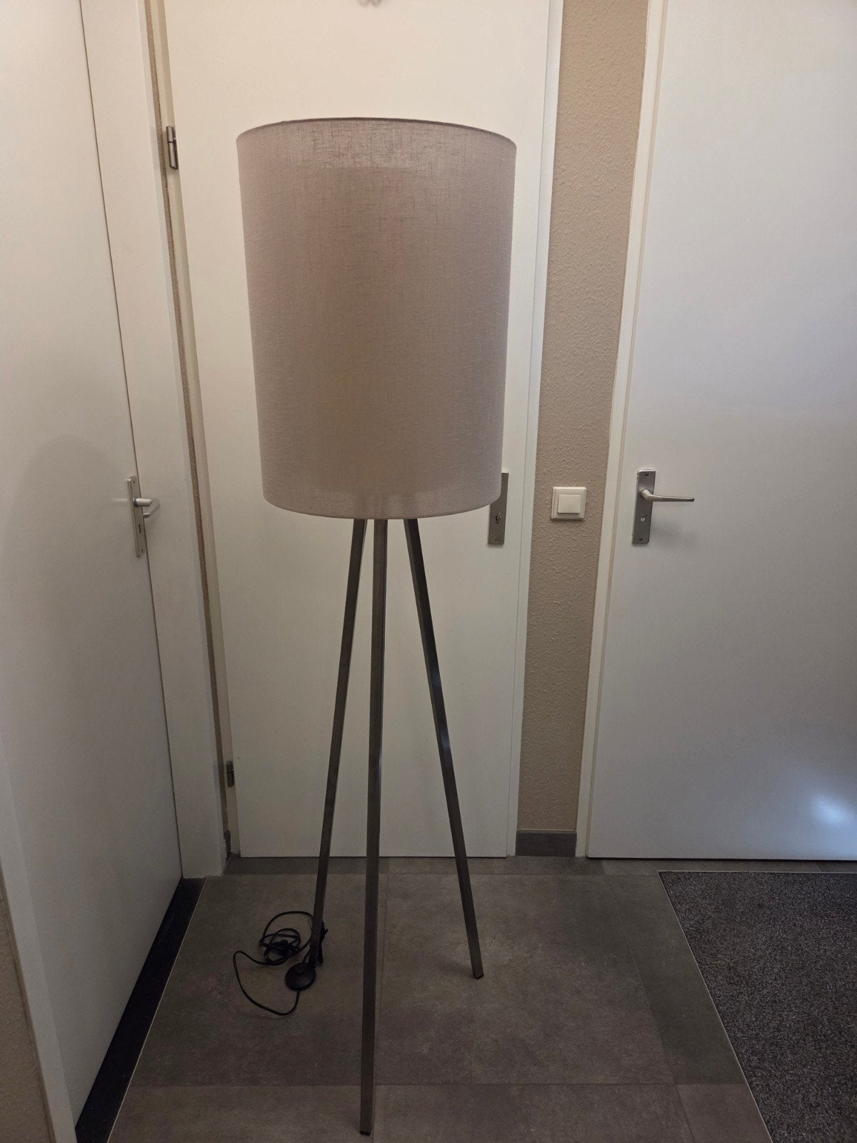Taupe Vloerlamp met Stoffen Kap - 169 cm hoog, Ophalen, Gebruikt, Textiel, 150 tot 200 cm