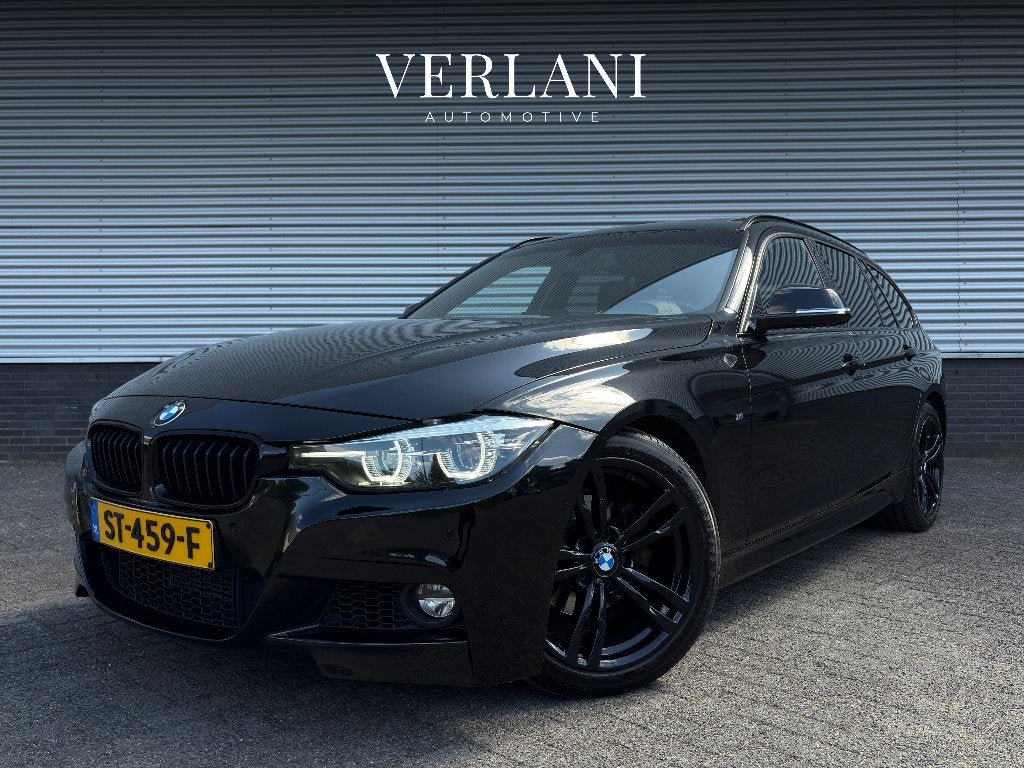 BMW 318i LCI | M Pakket | HK | Trekhaak | Automaat | NL NAP, Auto's, BMW, Automaat, 1465 kg, Zwart, Stationwagon