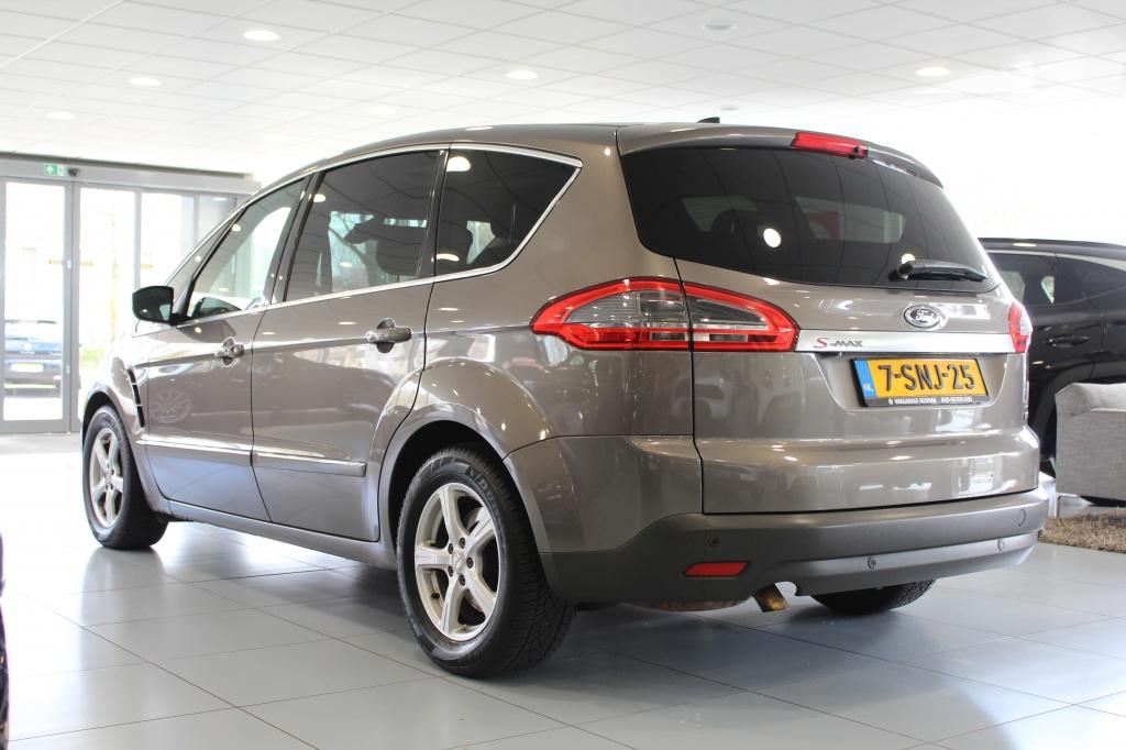 Ford S-Max 1.6 EcoB. Plat. 7p/PANO/CAMERA/MEMORY (bj 2013), Keurmerk '100% Onderhouden', Gebruikt, Zwart, 4 cilinders